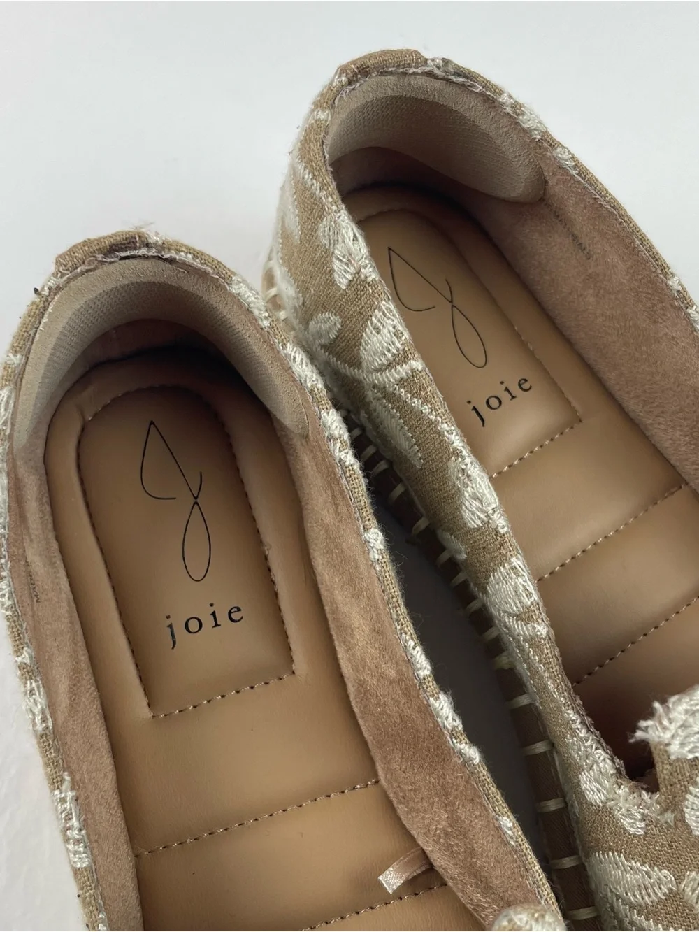 Joie Tan White Floral Embroidered Cara Espadrille Shoes Women Size 8.5